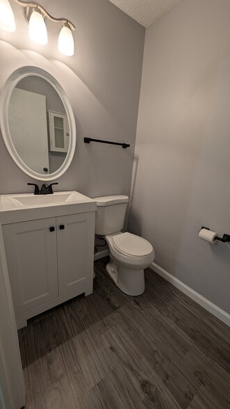 Building Photo - 5662 Running Brook Rd