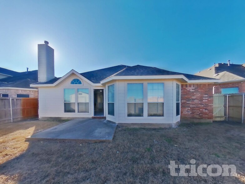 Building Photo - 1217 Glencoe Dr