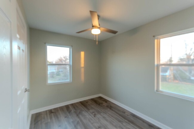 Building Photo - Renovated 3 bed 1 bath in Old Hickory Vill...