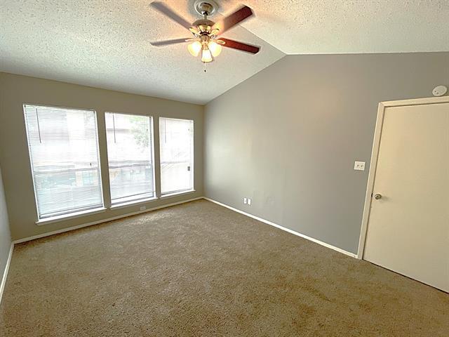 Building Photo - 1617 Brentwood Dr