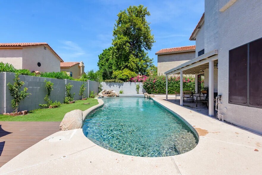 Building Photo - 13597 N 102nd Pl