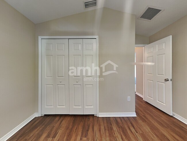 Building Photo - 34842 Marsh Glen Ct