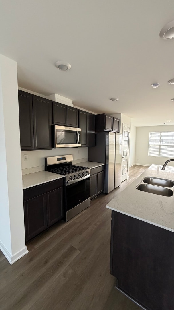 Building Photo - 2637 Santa Fe Drive