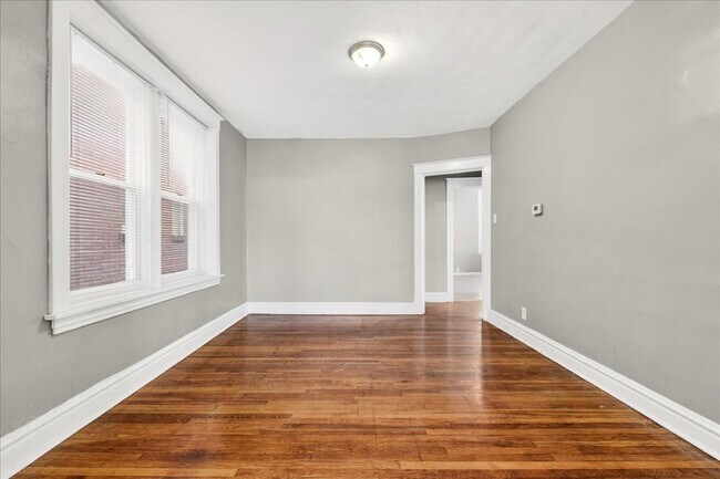 Building Photo - 3844 Gravois Ave