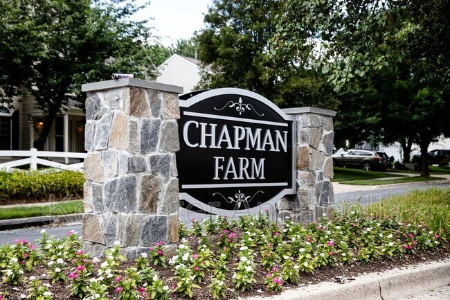Building Photo - 2807 Chapman Ct