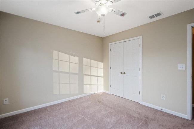 Building Photo - 164 Towey Trail