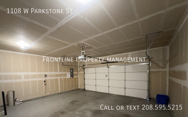Building Photo - 1108 W Parkstone St