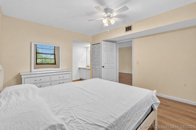 Building Photo - 3650 Whitehall Dr