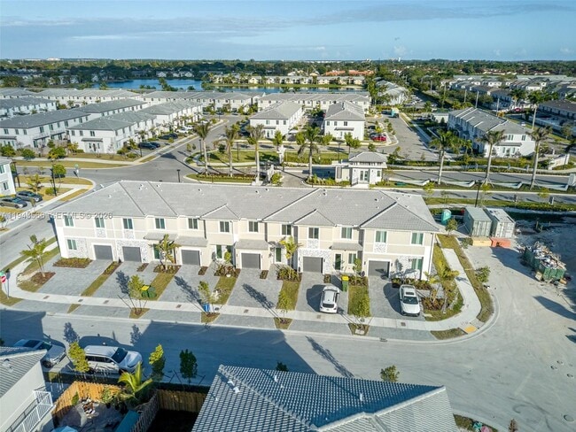 Building Photo - 1473 SE 6th Ter