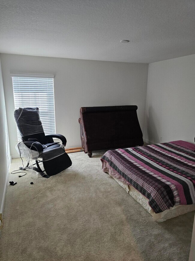 Building Photo - 10451 SW Academic Way