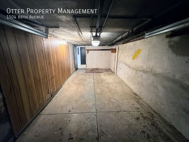 Building Photo - 1504 66th Ave