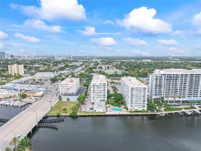 Building Photo - 1160 N Federal Hwy