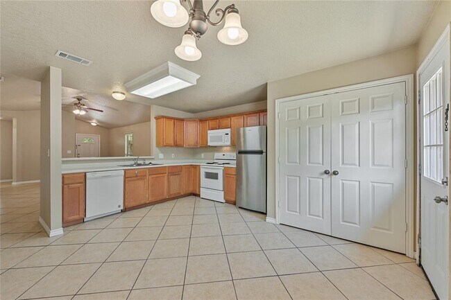 Building Photo - 109 Bolero Way