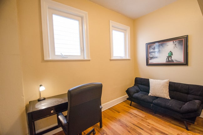 Building Photo - 2444 N Clarkson St