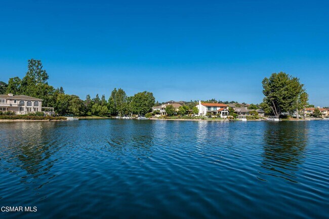 Building Photo - 32146 Oakshore Dr
