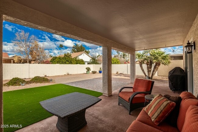 Building Photo - 10428 E Hercules Dr