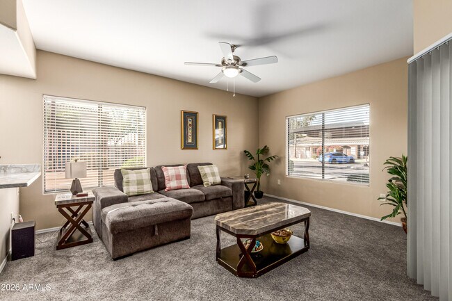 Building Photo - 10030 W Indian School Rd