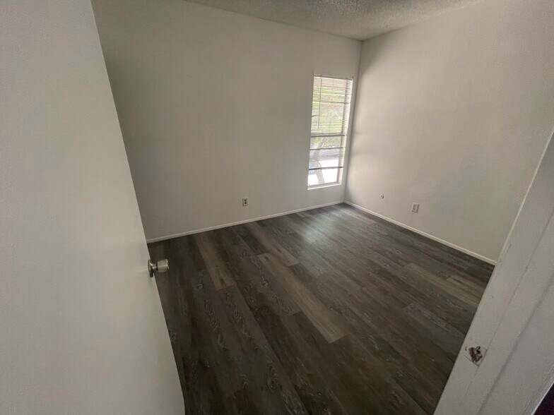 Building Photo - 6783 Alvarado Rd