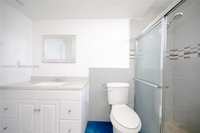 Building Photo - 1551 NE Miami Gardens Dr