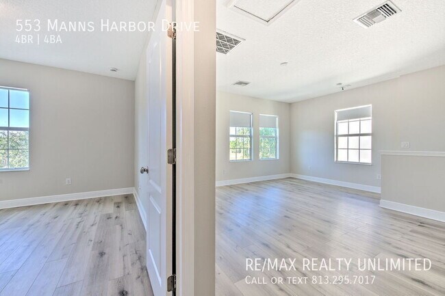 Building Photo - 553 Manns Harbor Dr