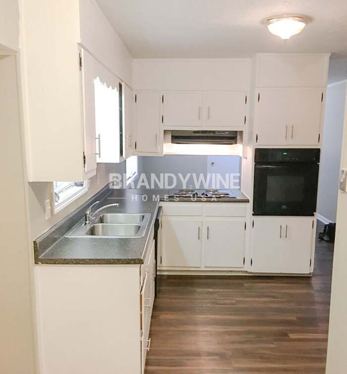 Building Photo - 4260 Carlos Ct