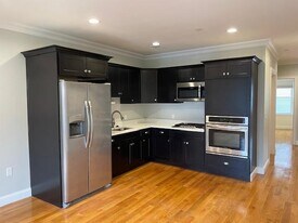 Building Photo - 1664 Dorchester Ave