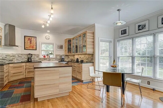 Building Photo - "Move-In Ready! Beautifully Finished 4-Bedroom Home with Fireplace, Spacious Living Areas & Deck"
