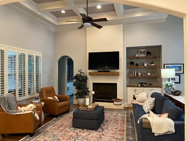 Building Photo - 1682 Sunset Park Dr