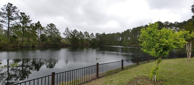 Building Photo - 11816 Collins Creek Dr