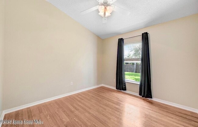 Building Photo - 2711 Stratford Pointe Dr