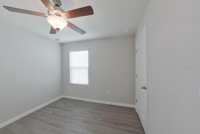 Building Photo - 4445 SW 85 Ln