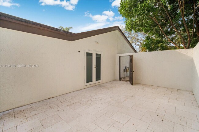 Building Photo - 15250 SW 154th Terrace