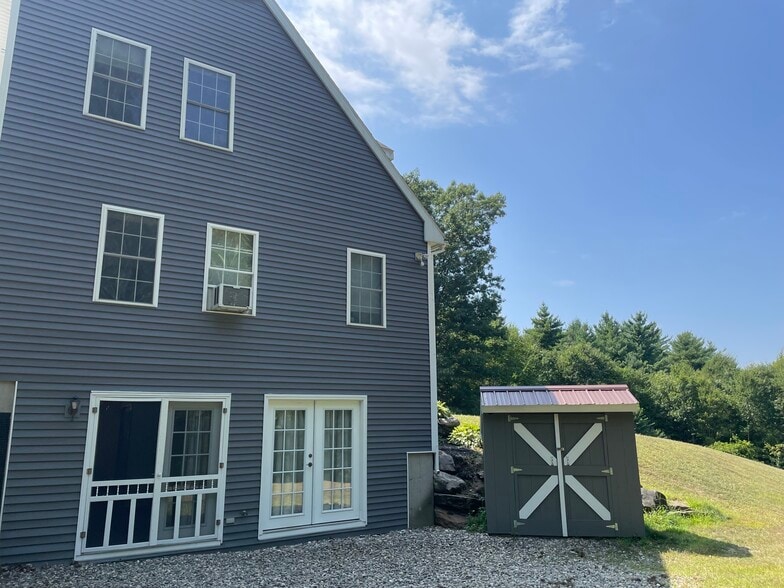 Apt side - 42 Dry Hill Rd