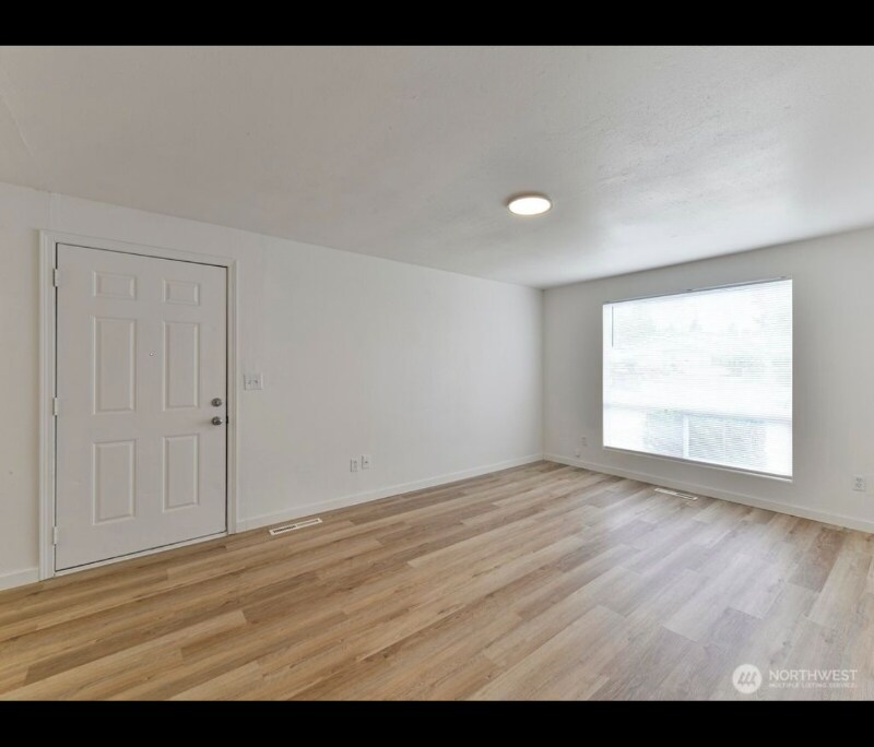 Building Photo - 1130 E 51st St