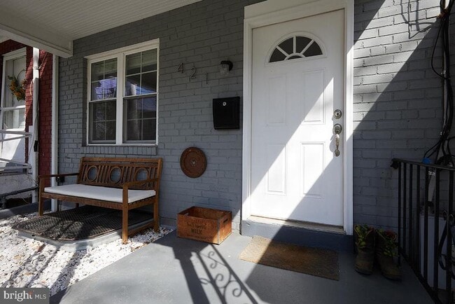 Building Photo - 421 Longfellow St NW