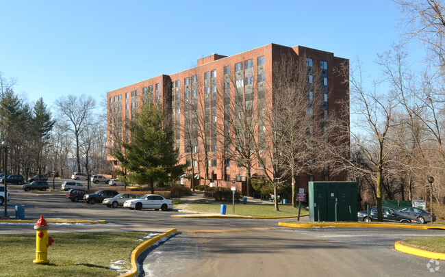 Building Photo - Snowden House