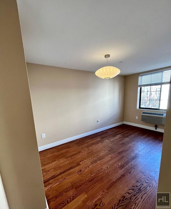 Building Photo - ST NICHOLAS AVENUE