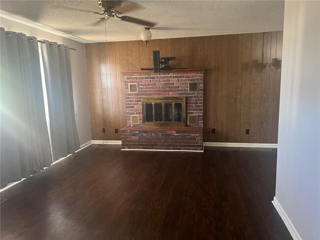 Building Photo - 937 S Carl St