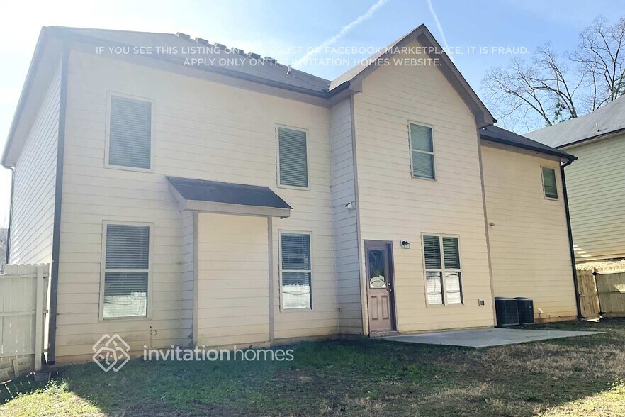 Building Photo - 1482 Sand Way SE