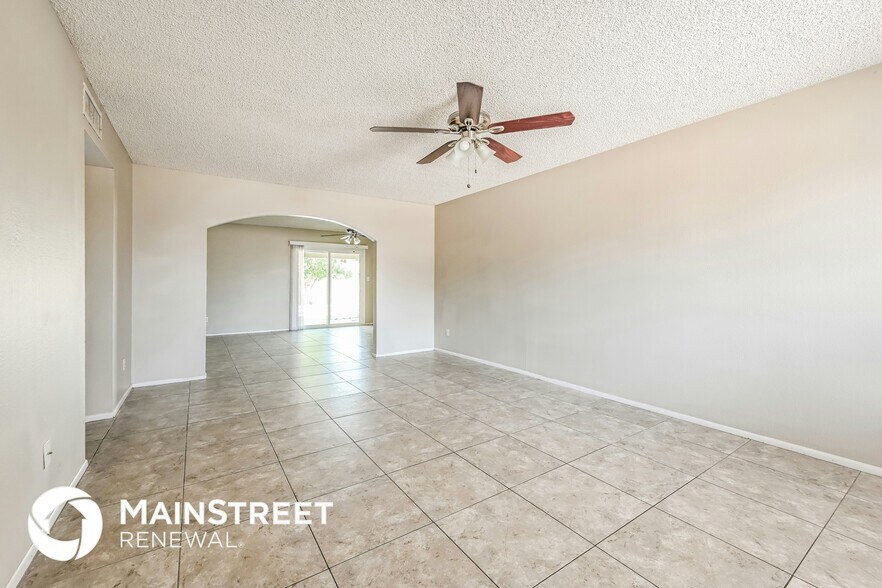 Building Photo - 9022 N 63rd Dr