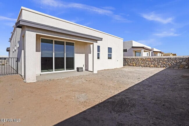 Building Photo - 1408 Harlan Pt