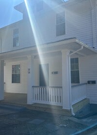 Building Photo - HANOVER DUPLEX