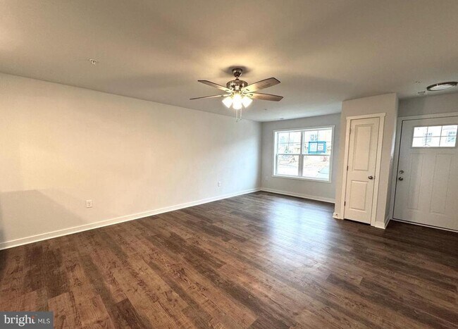 Building Photo - 140 Olga Dr