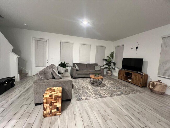 Building Photo - 844 Benoi Dr