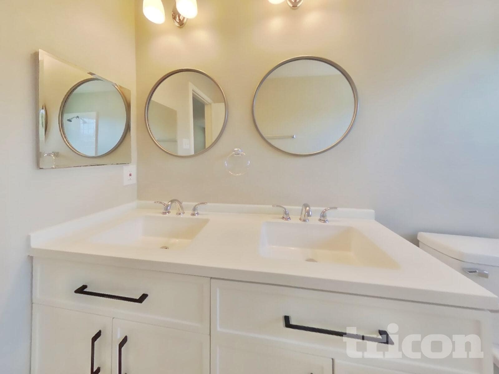 Building Photo - 14907 Englebrook Dr