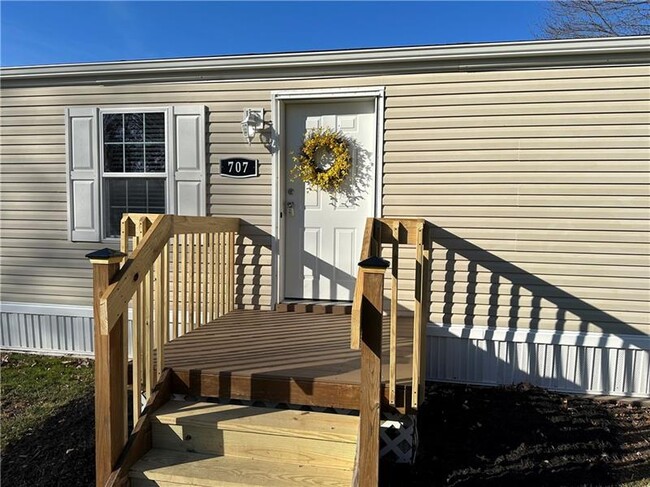 Building Photo - 707 Callery Rd