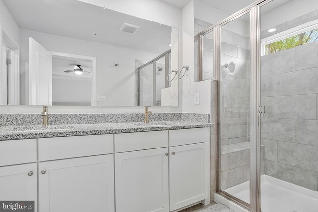 Building Photo - 2764 Bridgewater Dr
