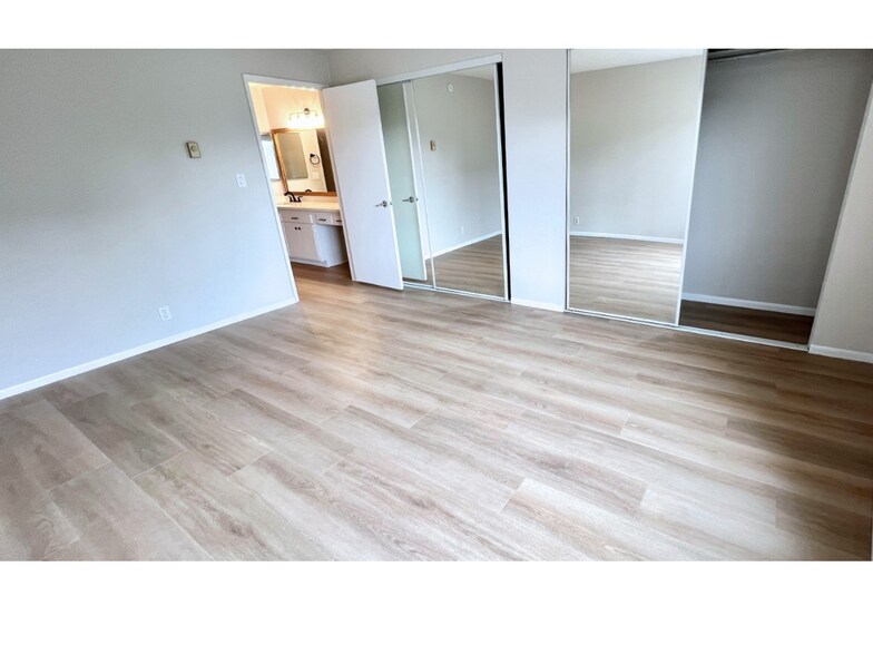 Building Photo - 8163 Redlands St