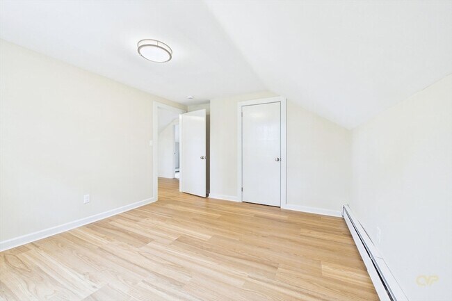 Building Photo - 267 Bakerville Rd