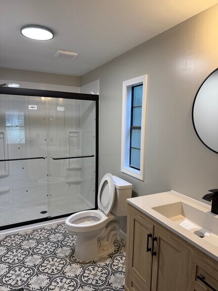 Building Photo - 970 Whippoorwill Way
